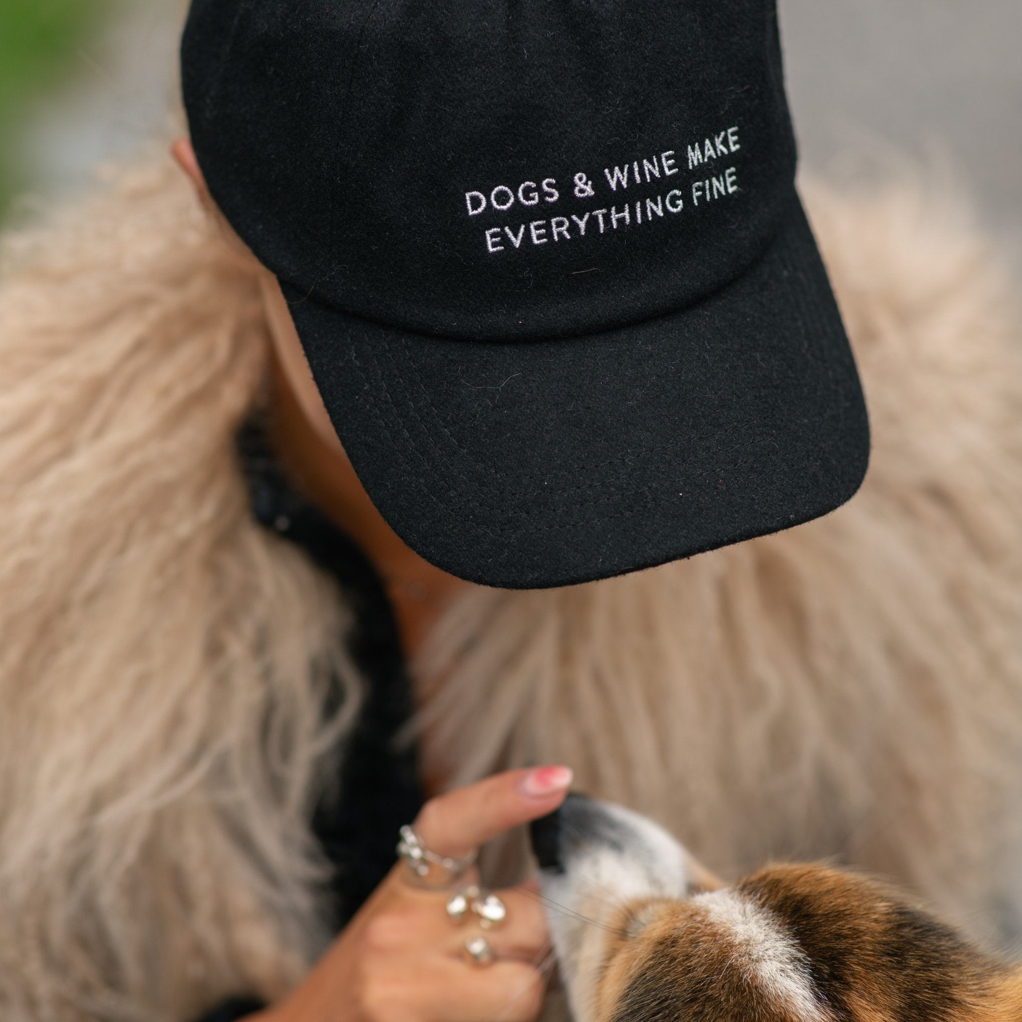 off-white-long-sleeve-dogs-and-wine-make-everything-fine-front-print-woman.jpg